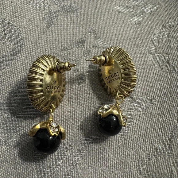 Gucci GG Elegant Black and Gold Crystal Earrings - Picture 3 of 4
